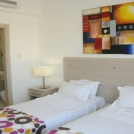 Frixos 3* Ларнака