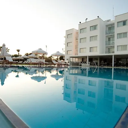Frixos 3* Ларнака