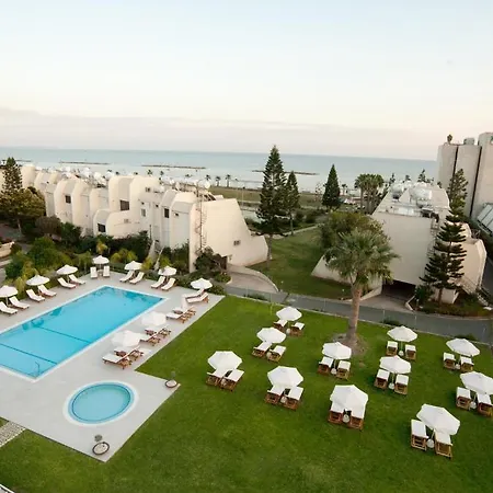 Frixos Aparthotel 3*