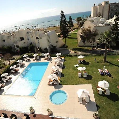 Aparthotel Frixos 3*