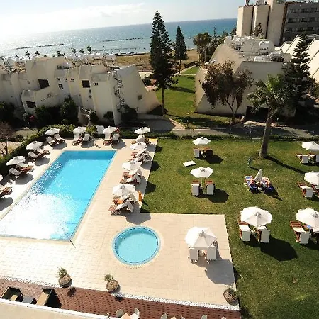 Frixos Aparthotel 3*