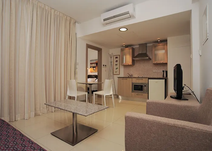 Frixos Aparthotel 4*