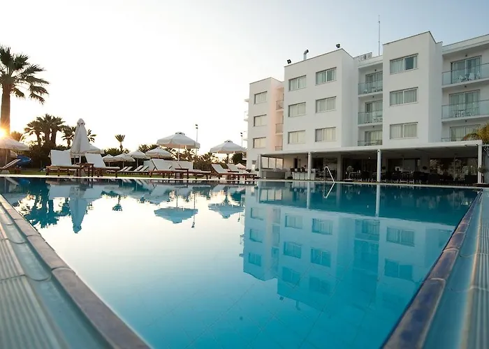 Frixos 4* Larnaca