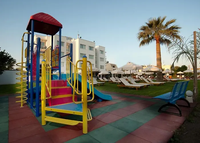 Aparthotel Frixos Larnaca