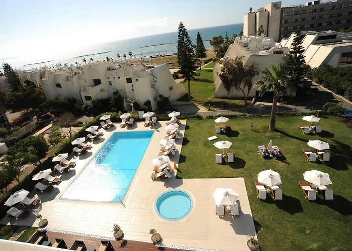 Aparthotel Frixos 4*