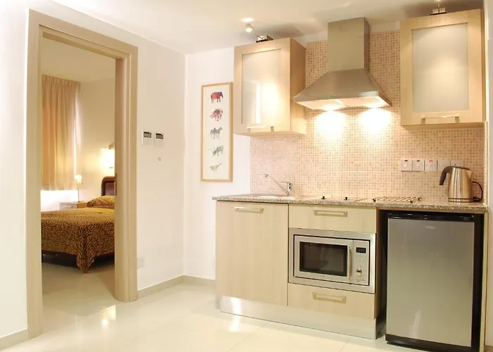 Frixos Lägenhetshotell