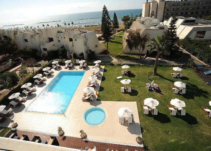 Frixos Lägenhetshotell 4*