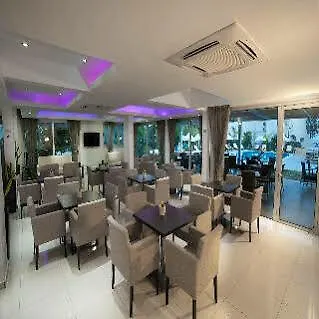 Frixos Lägenhetshotell