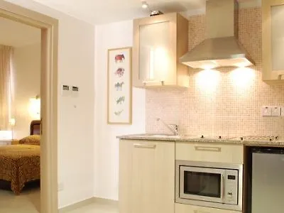 Frixos Aparthotel 4*