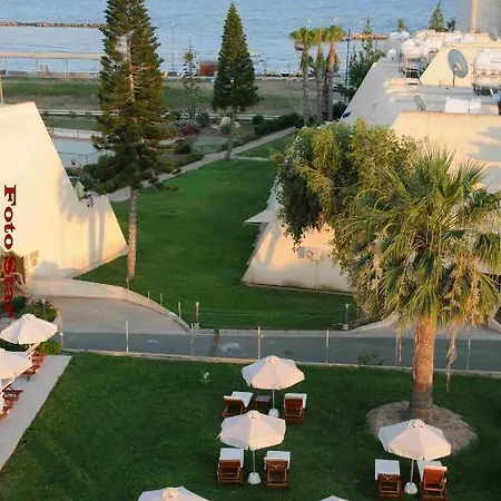 Aparthotel Frixos 4*